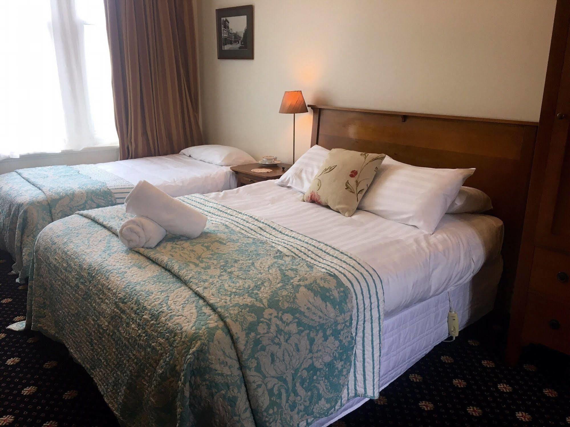 Highland House Boutique Hotel Dunedin Bagian luar foto