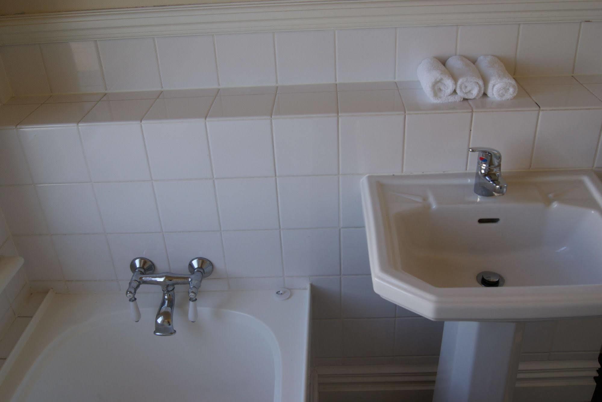 Highland House Boutique Hotel Dunedin Bagian luar foto